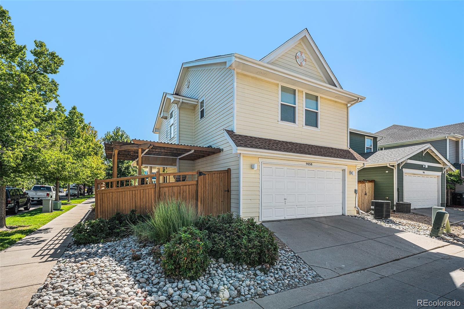 MLS Image #18 for 9058 e 23rd avenue,denver, Colorado