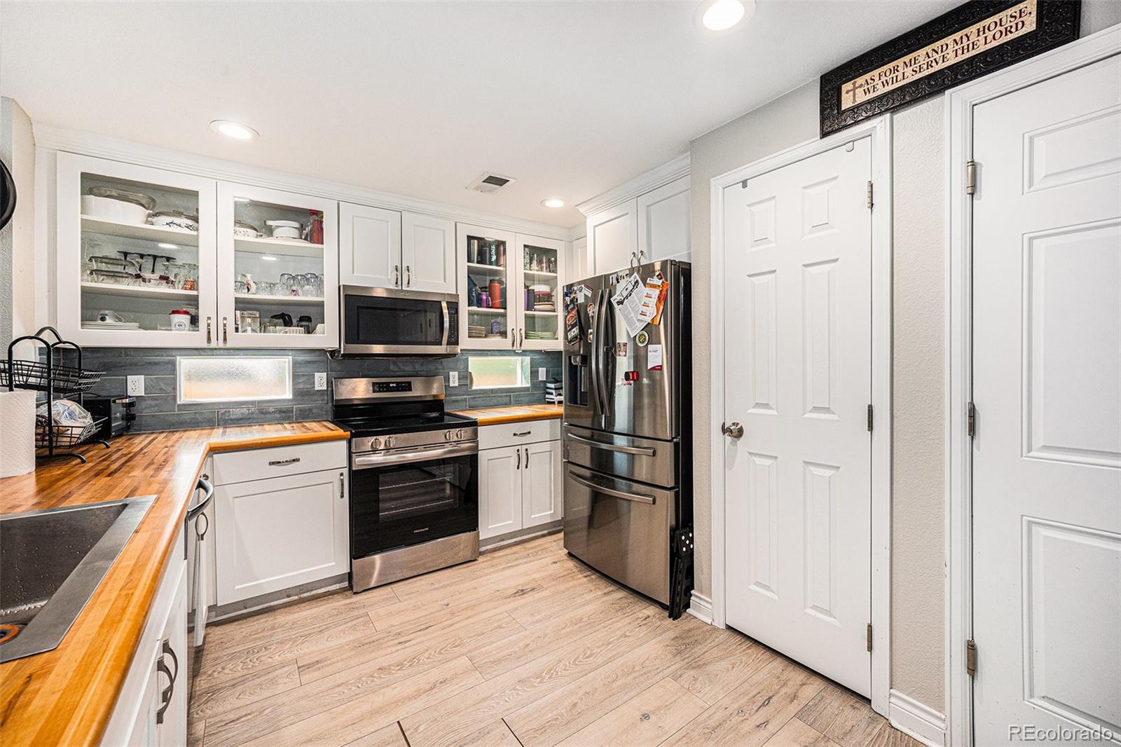 MLS Image #8 for 9058 e 23rd avenue,denver, Colorado