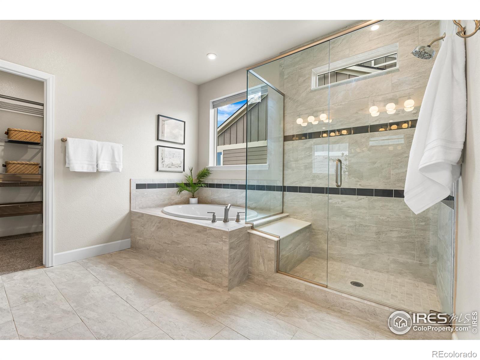 MLS Image #33 for 1863  pioneer circle,lafayette, Colorado
