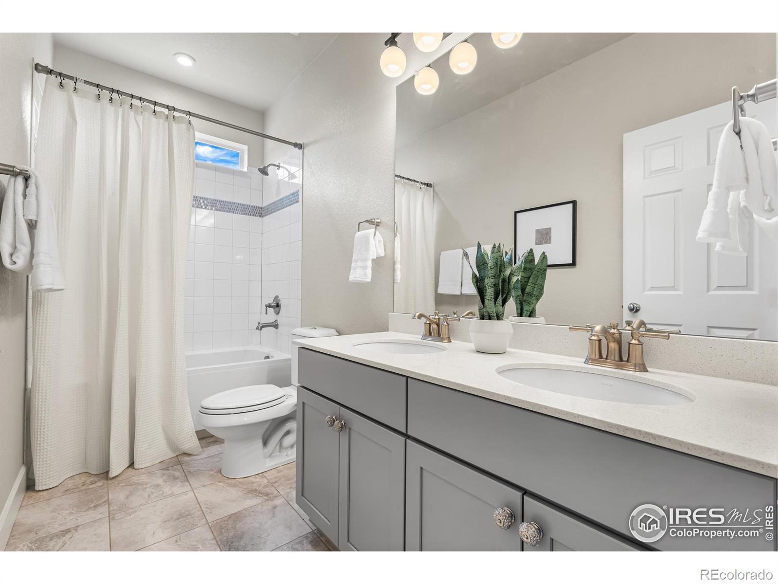 MLS Image #42 for 1863  pioneer circle,lafayette, Colorado