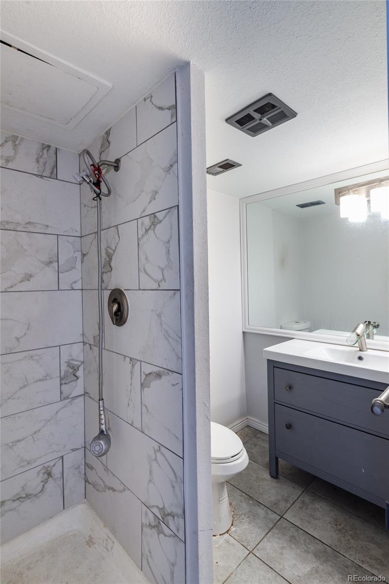 MLS Image #11 for 8060 e girard avenue 520,denver, Colorado
