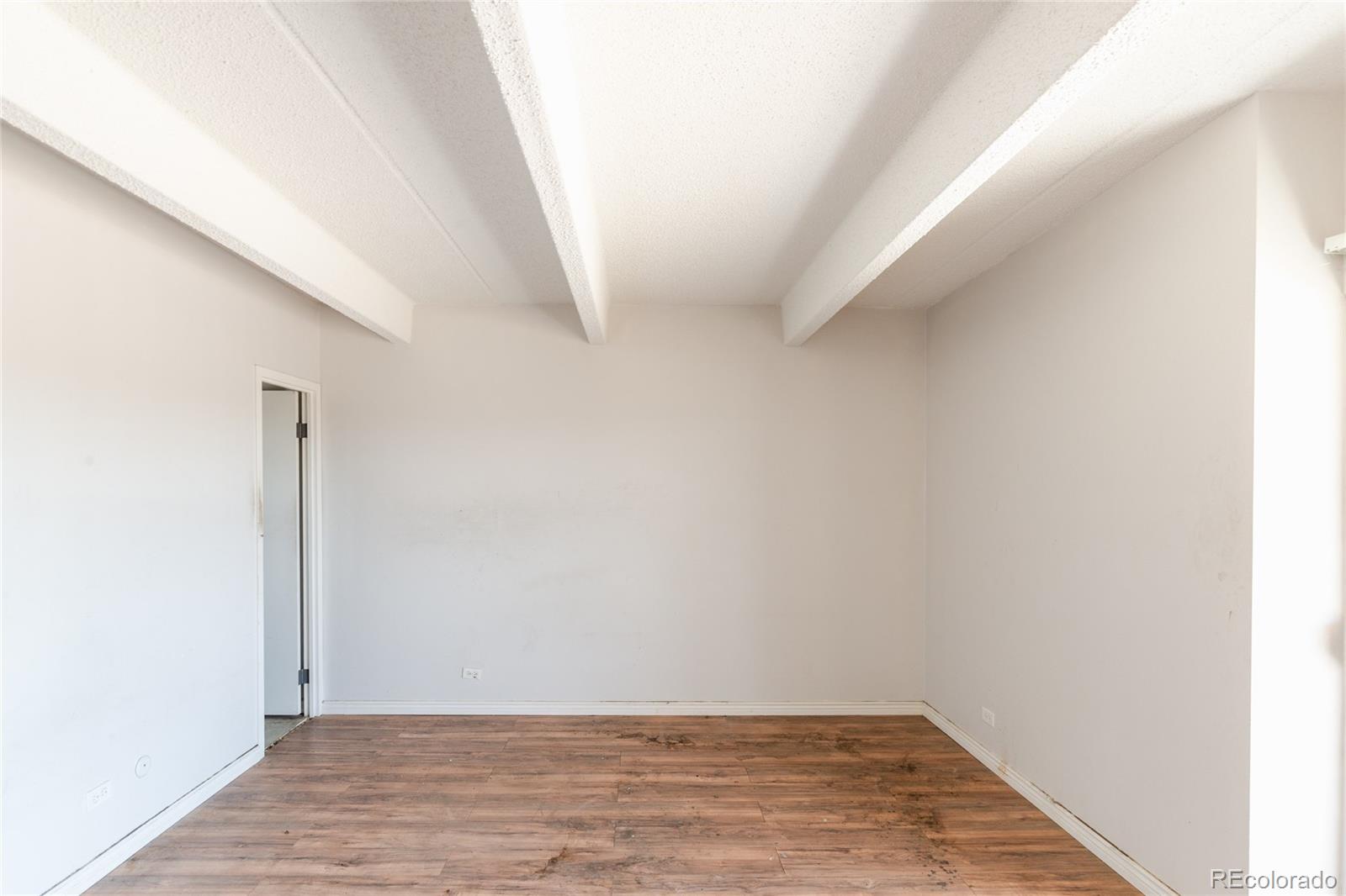 MLS Image #6 for 8060 e girard avenue 520,denver, Colorado