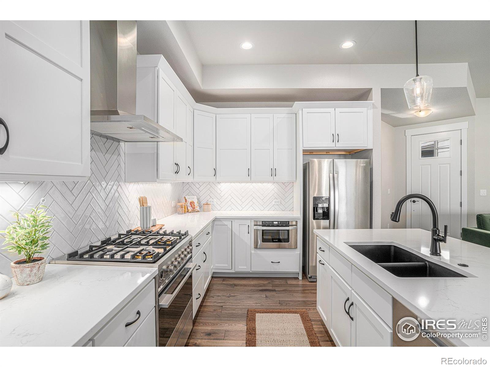 MLS Image #5 for 1550  harebell street,berthoud, Colorado
