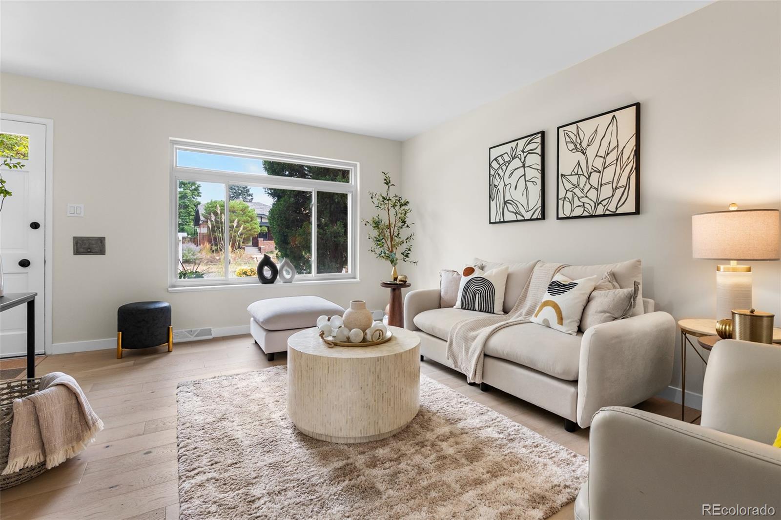 MLS Image #1 for 367 n clarkson street ,denver, Colorado