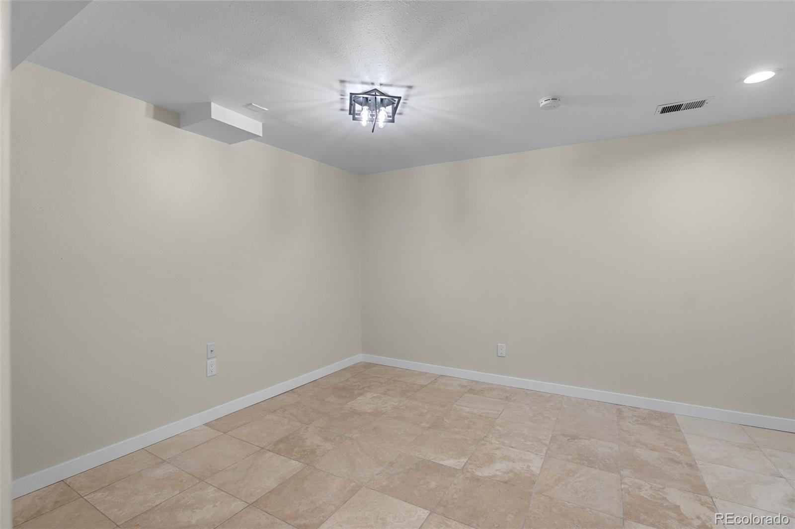 MLS Image #35 for 367 n clarkson street ,denver, Colorado