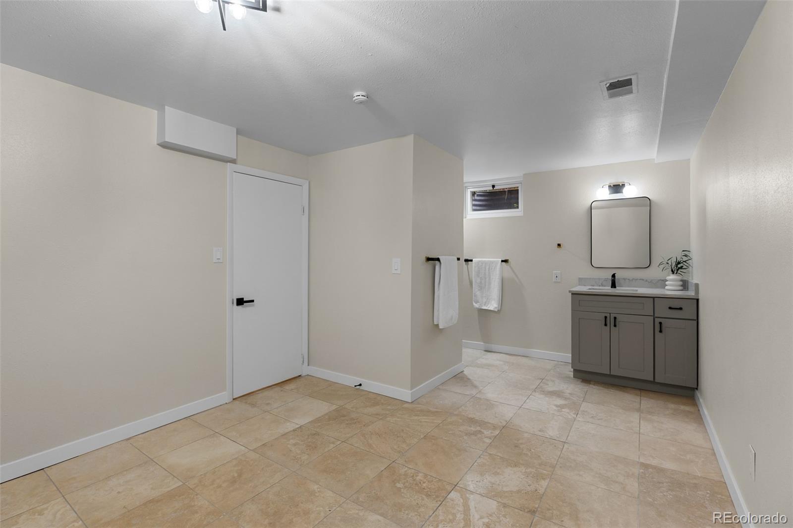MLS Image #40 for 367 n clarkson street ,denver, Colorado