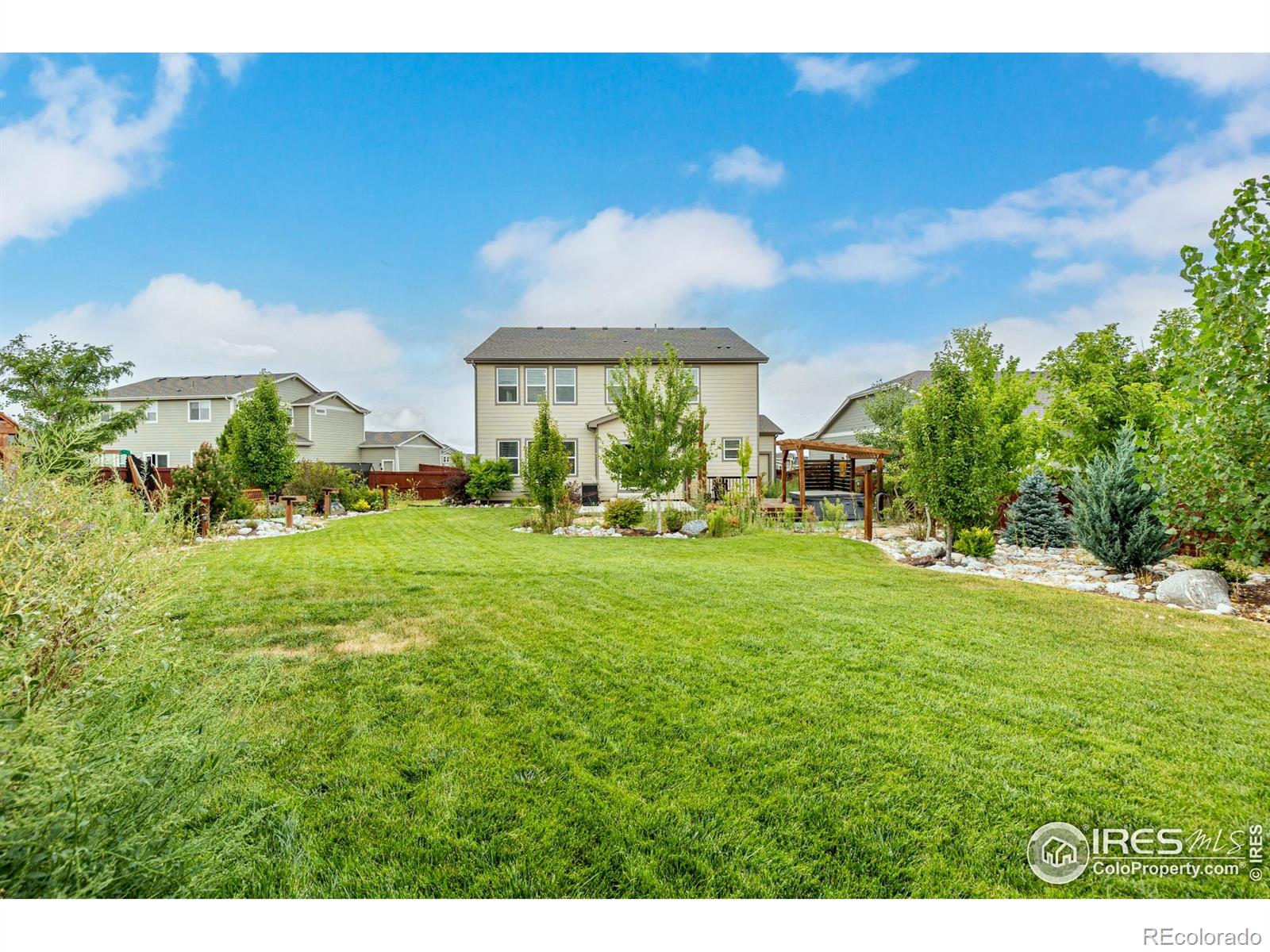 MLS Image #28 for 1775  covered bridge parkway,windsor, Colorado