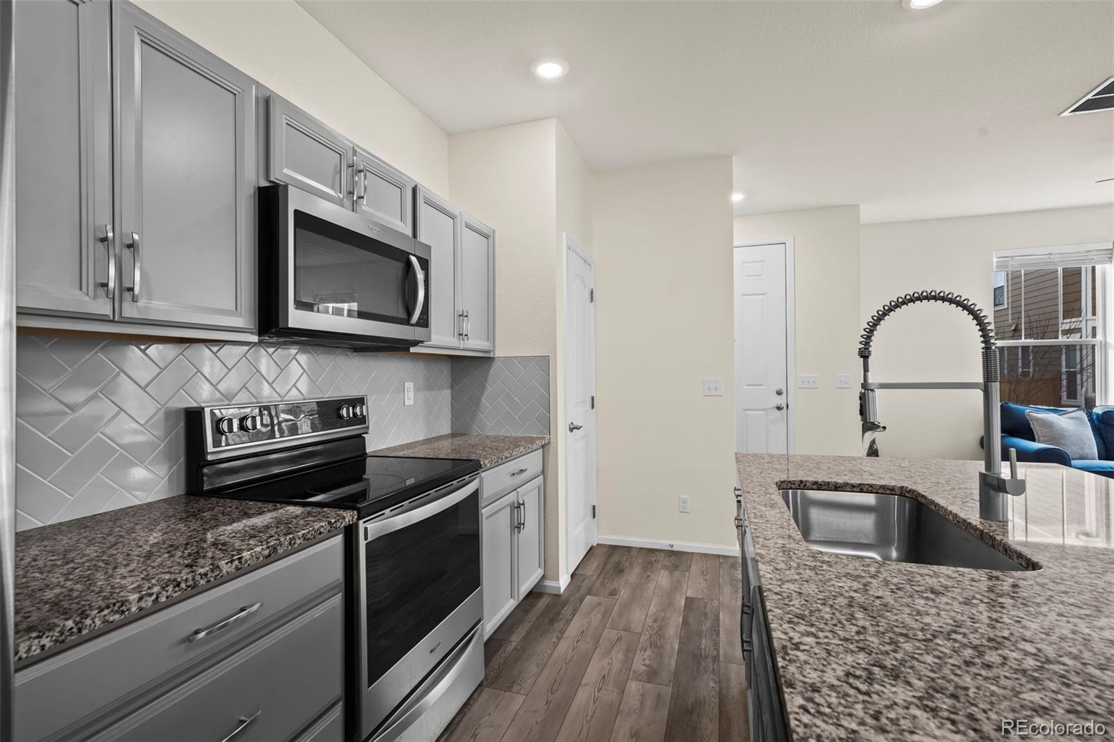 MLS Image #11 for 13731  ash circle,thornton, Colorado