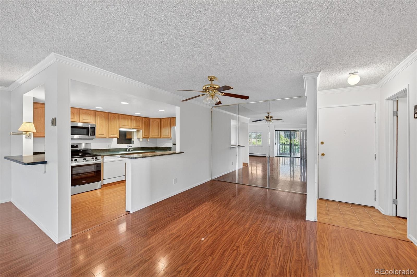 MLS Image #7 for 13691 e marina drive,aurora, Colorado
