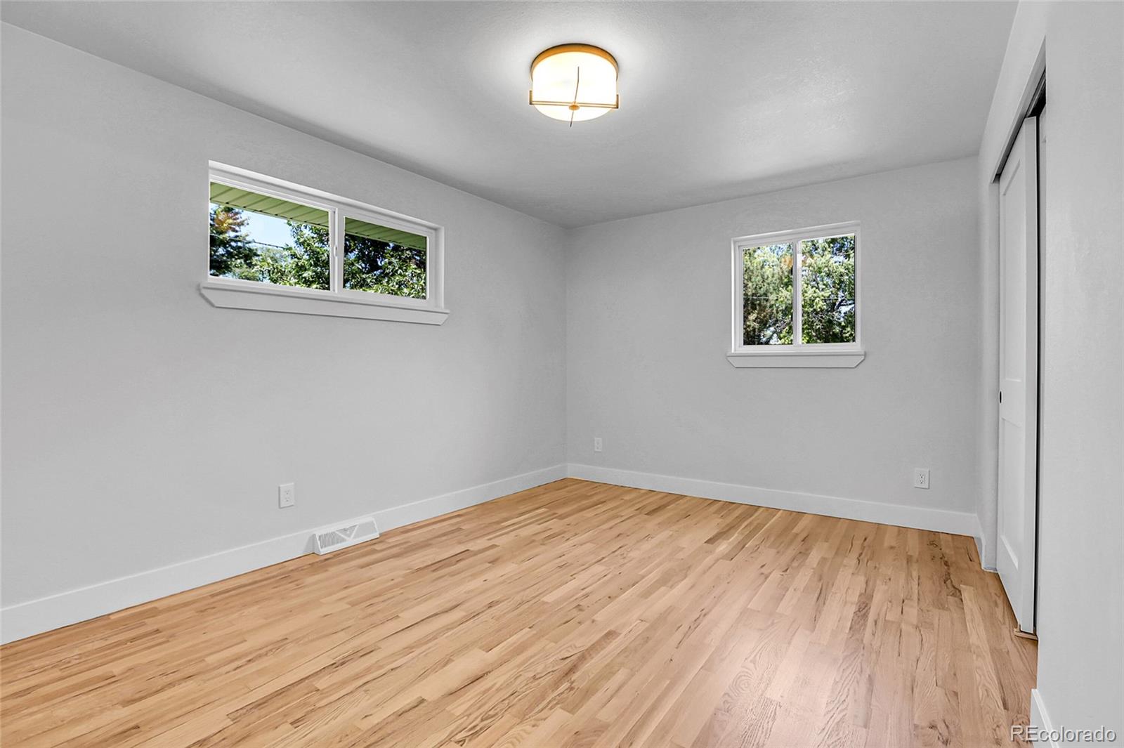 MLS Image #10 for 3309 s galena court,denver, Colorado