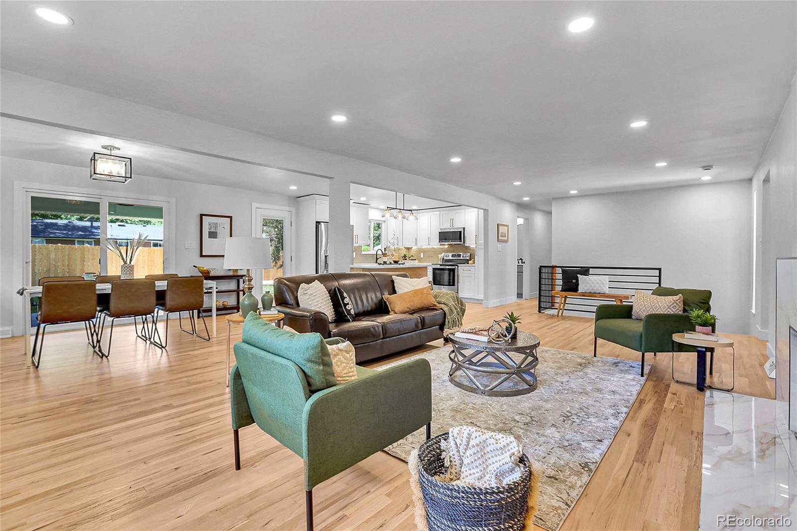 MLS Image #4 for 3309 s galena court,denver, Colorado