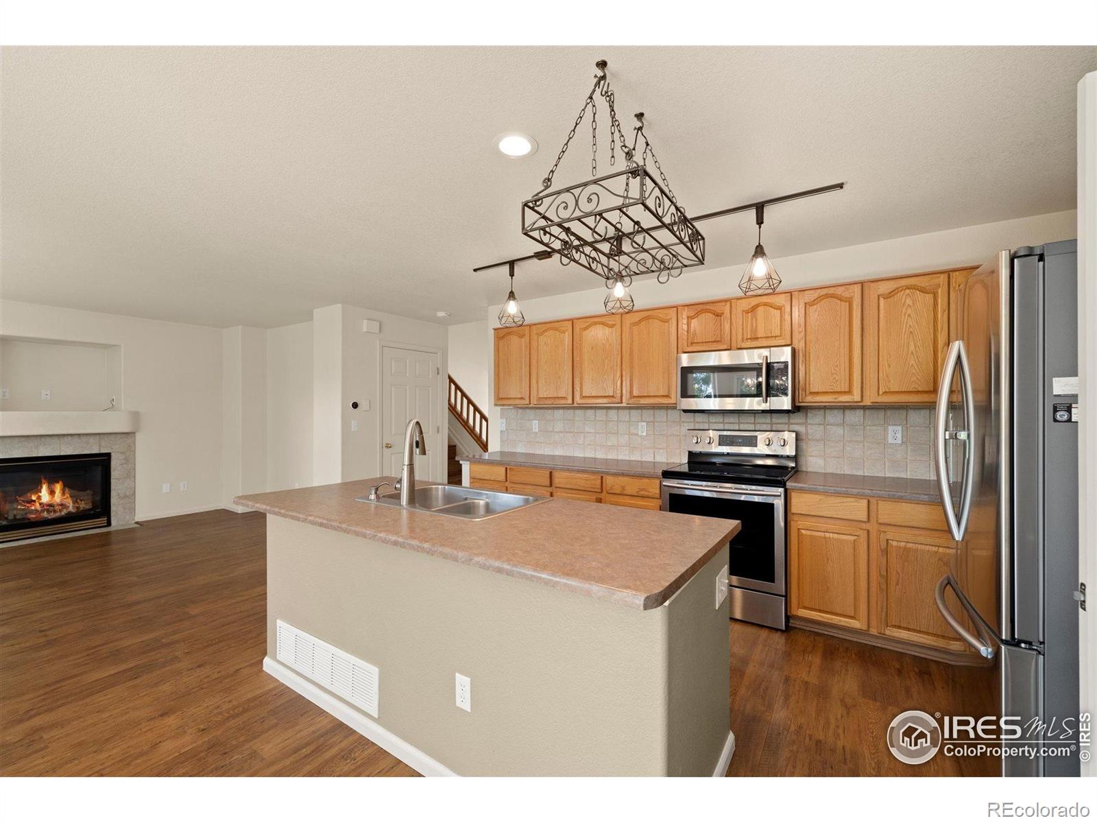 MLS Image #6 for 1208  monarch drive,longmont, Colorado