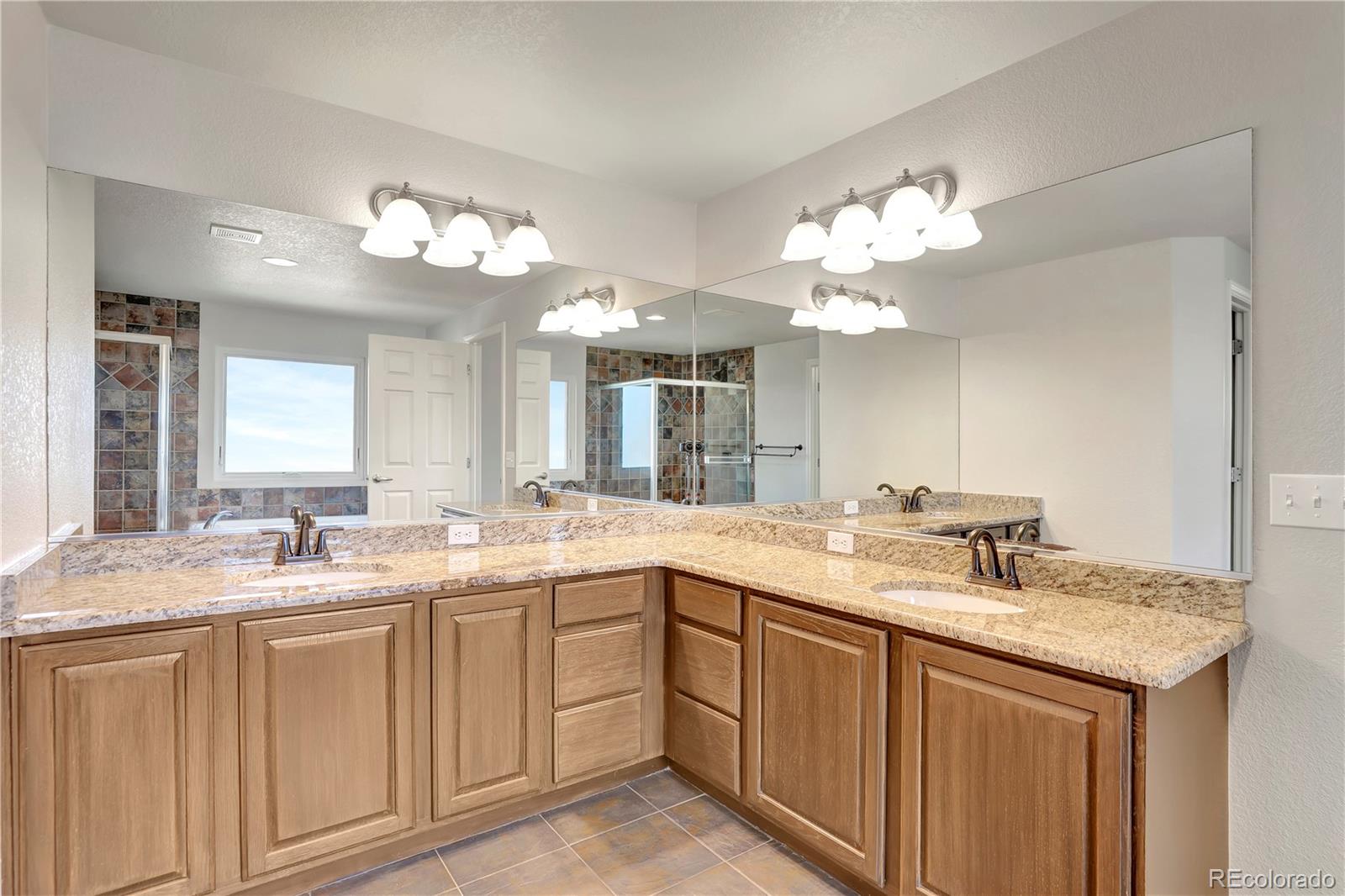 MLS Image #22 for 22175 e hinsdale avenue,aurora, Colorado