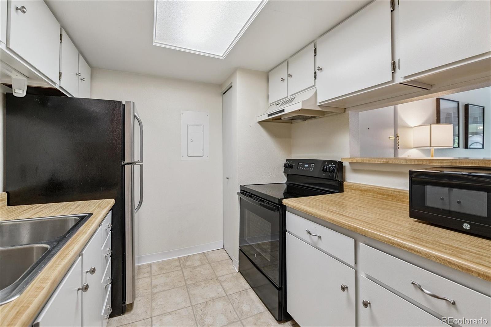 MLS Image #8 for 1790 s pitkin circle,aurora, Colorado