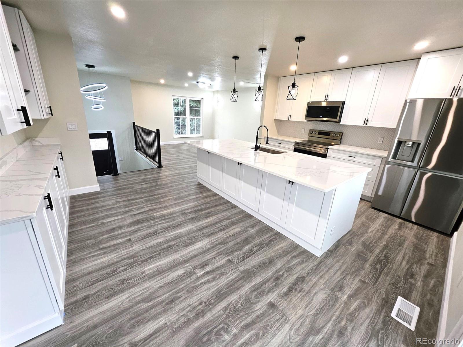 MLS Image #5 for 16325 e alabama drive,aurora, Colorado