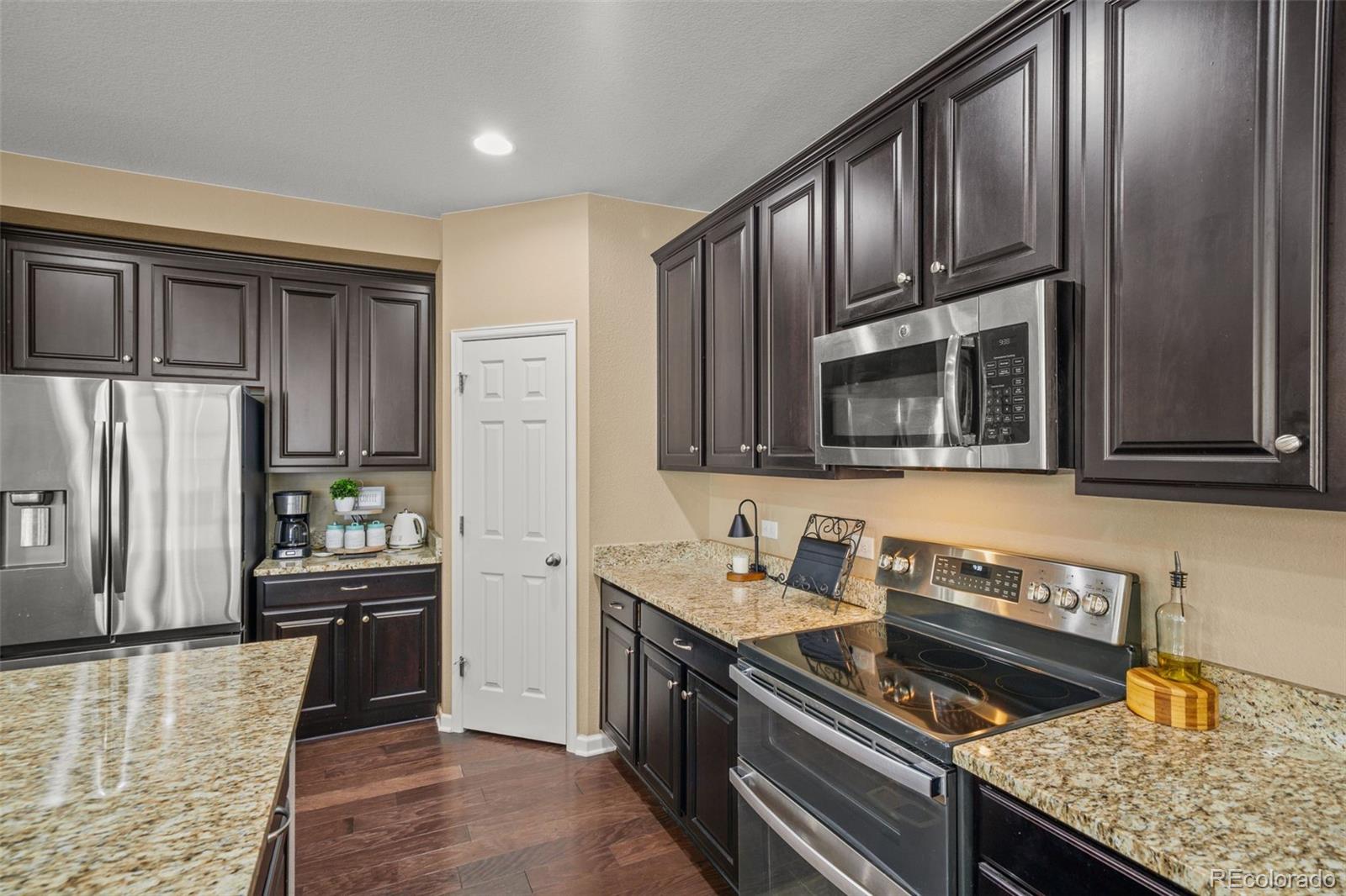 MLS Image #15 for 9862 w rice avenue,littleton, Colorado