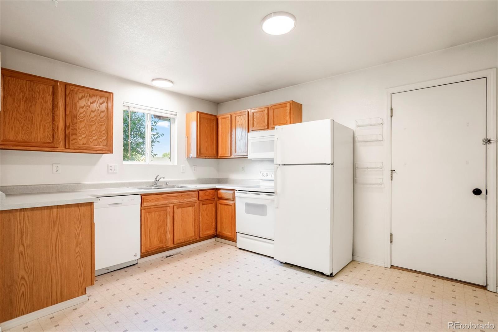 MLS Image #5 for 542 e 25th street road,greeley, Colorado