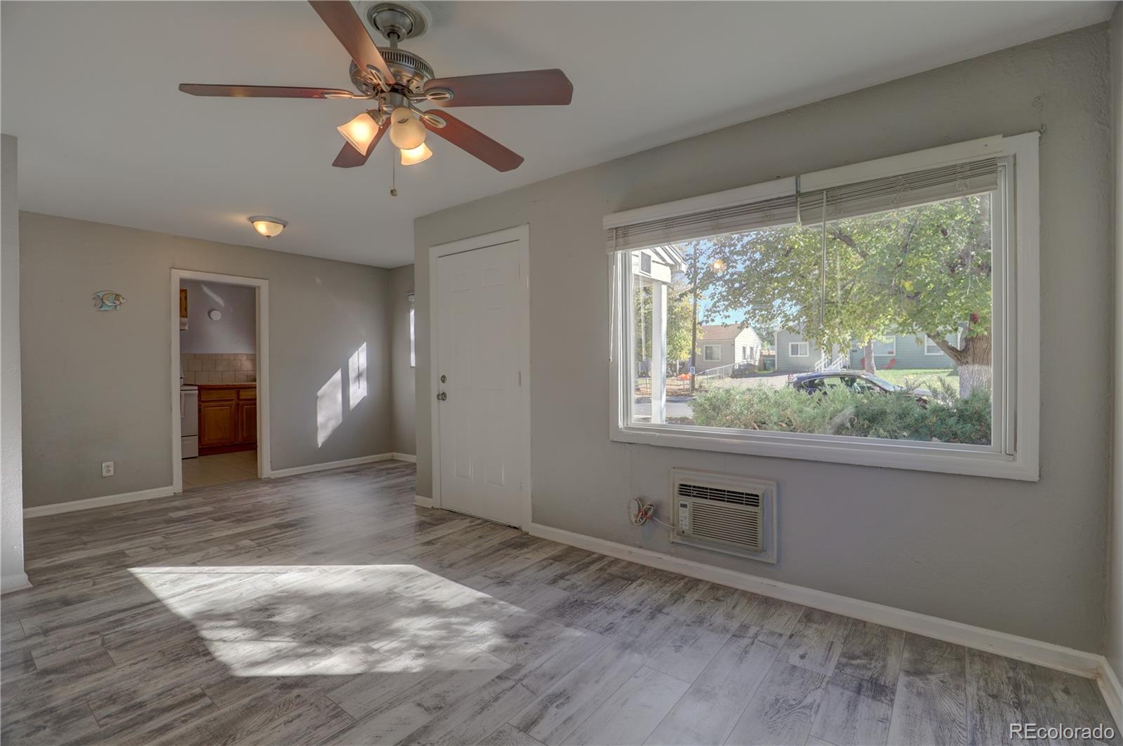 MLS Image #3 for 1741  joliet street,aurora, Colorado