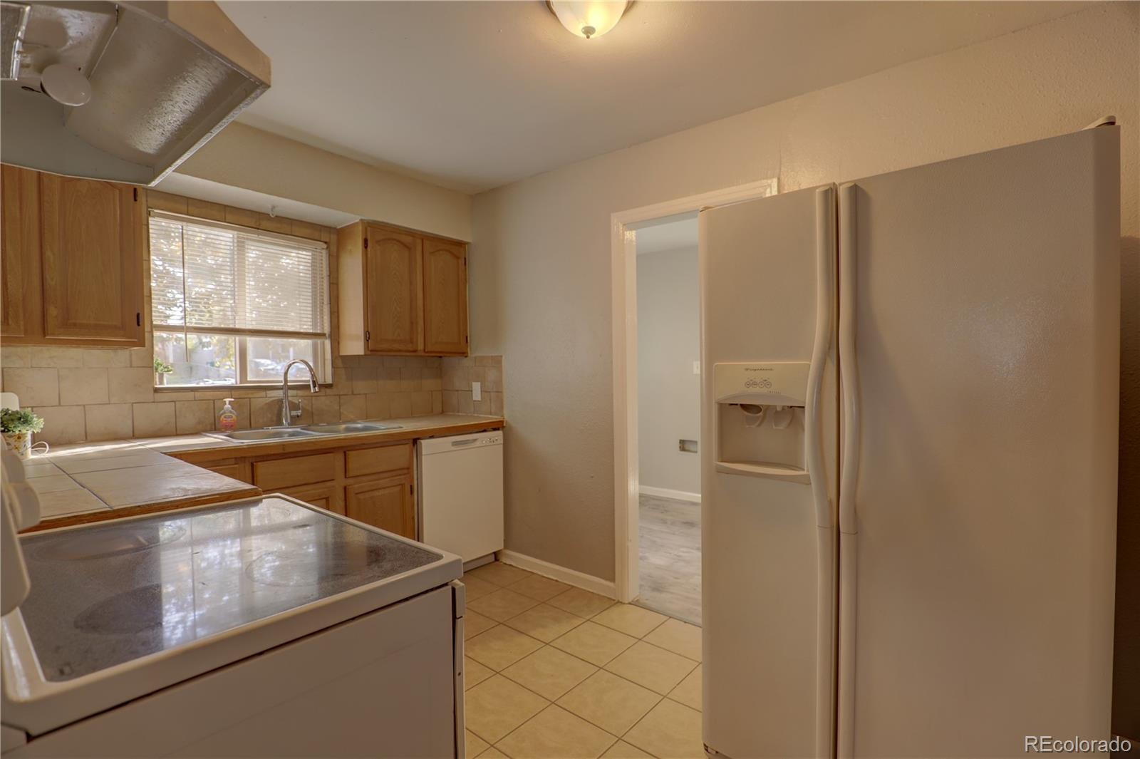 MLS Image #6 for 1741  joliet street,aurora, Colorado