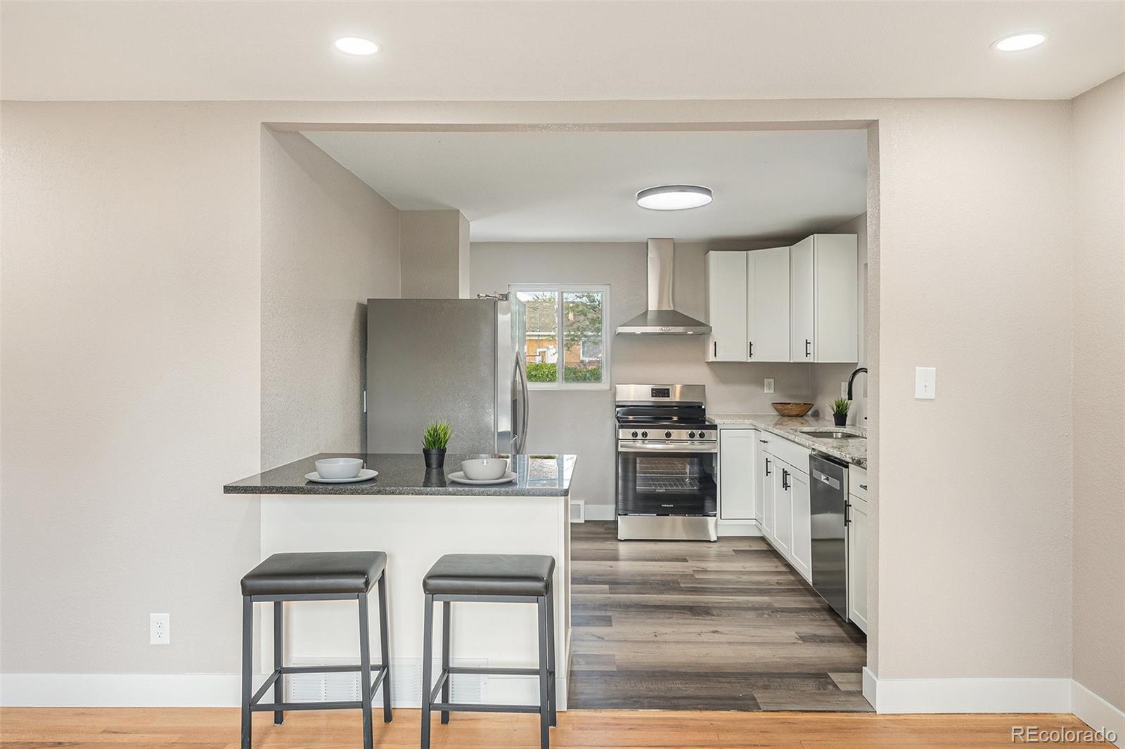 MLS Image #2 for 7000  avrum drive,denver, Colorado