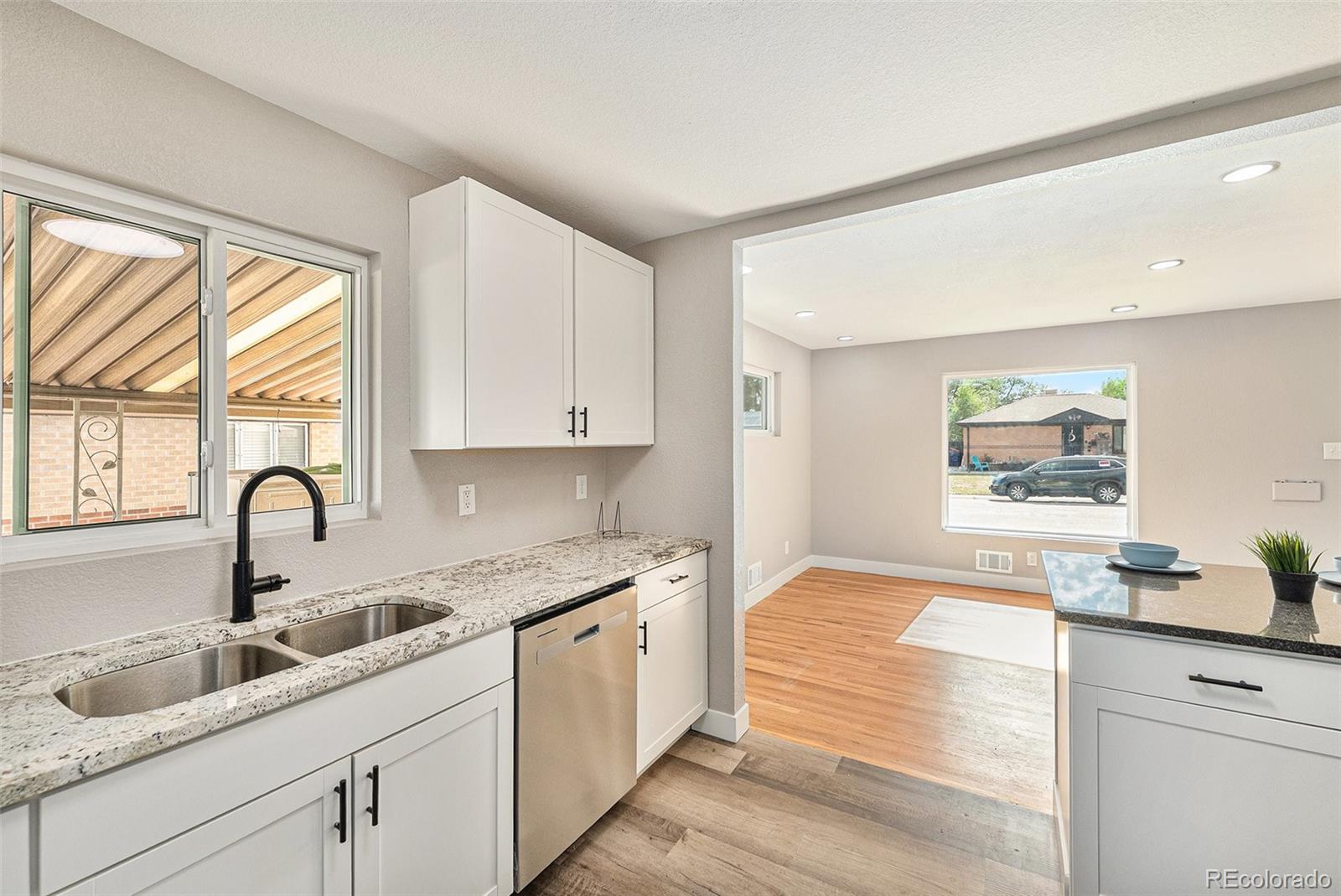 MLS Image #3 for 7000  avrum drive,denver, Colorado