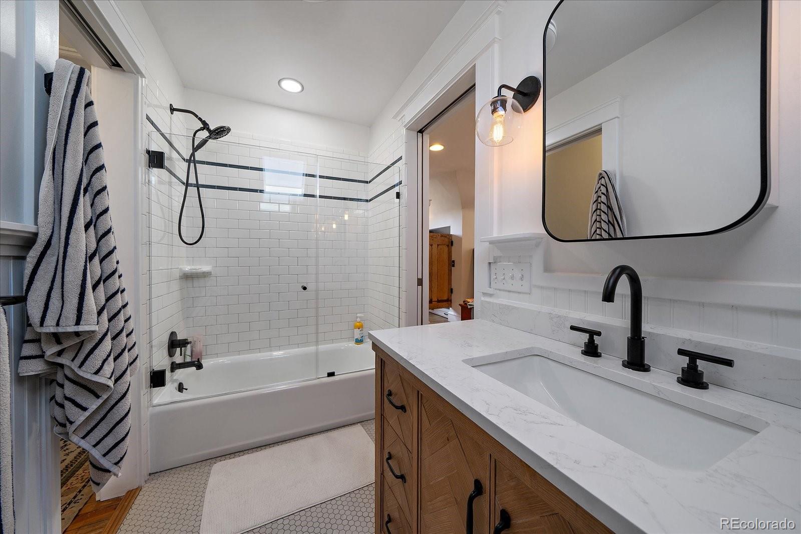 MLS Image #18 for 3639  eliot street,denver, Colorado