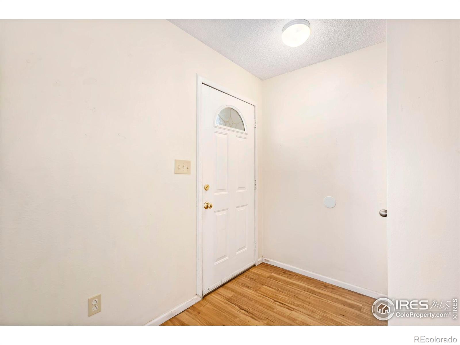 MLS Image #5 for 809  oxford lane,fort collins, Colorado