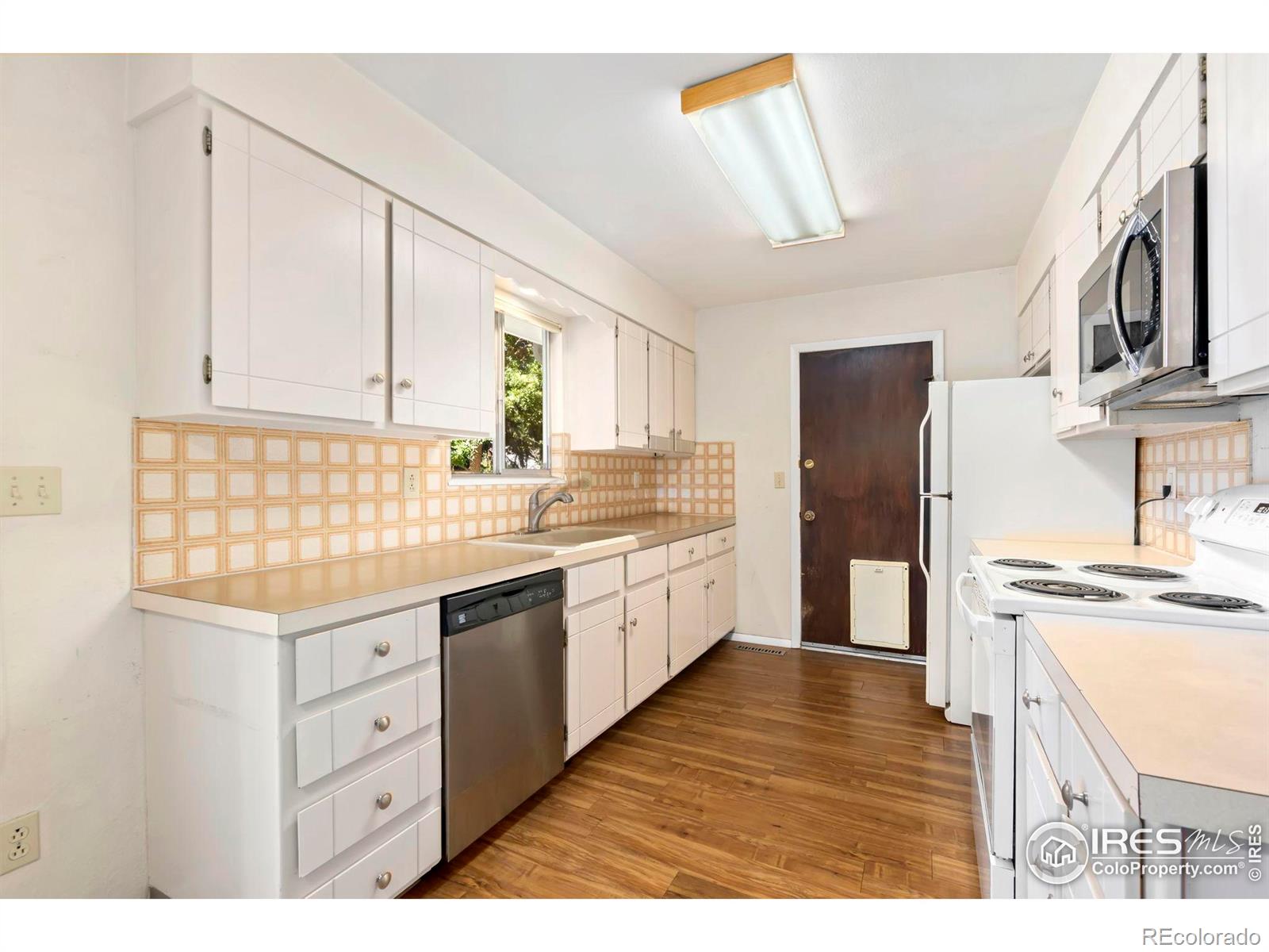MLS Image #9 for 809  oxford lane,fort collins, Colorado