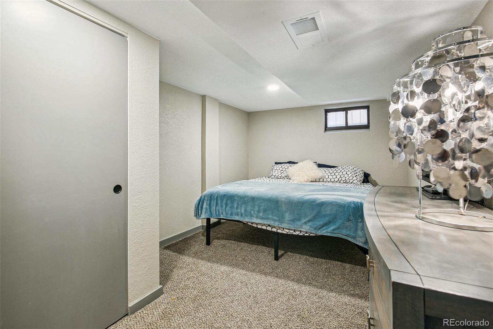 MLS Image #15 for 1760 s monroe street,denver, Colorado