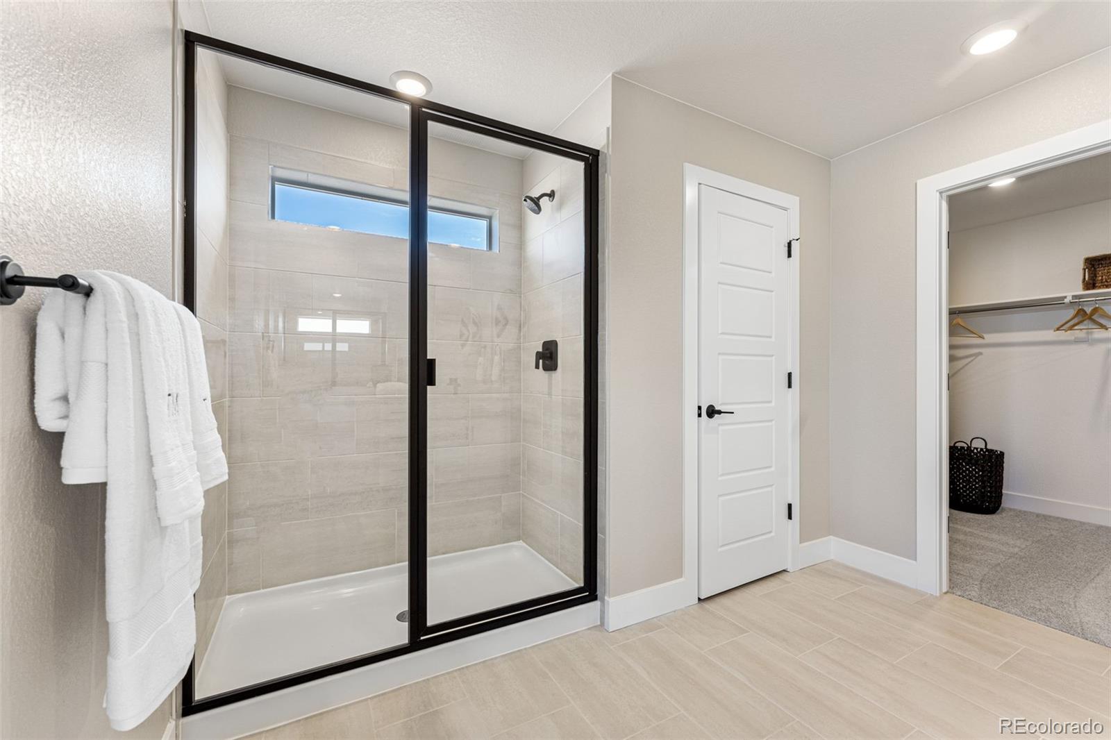MLS Image #23 for 24191 e 32nd place,aurora, Colorado