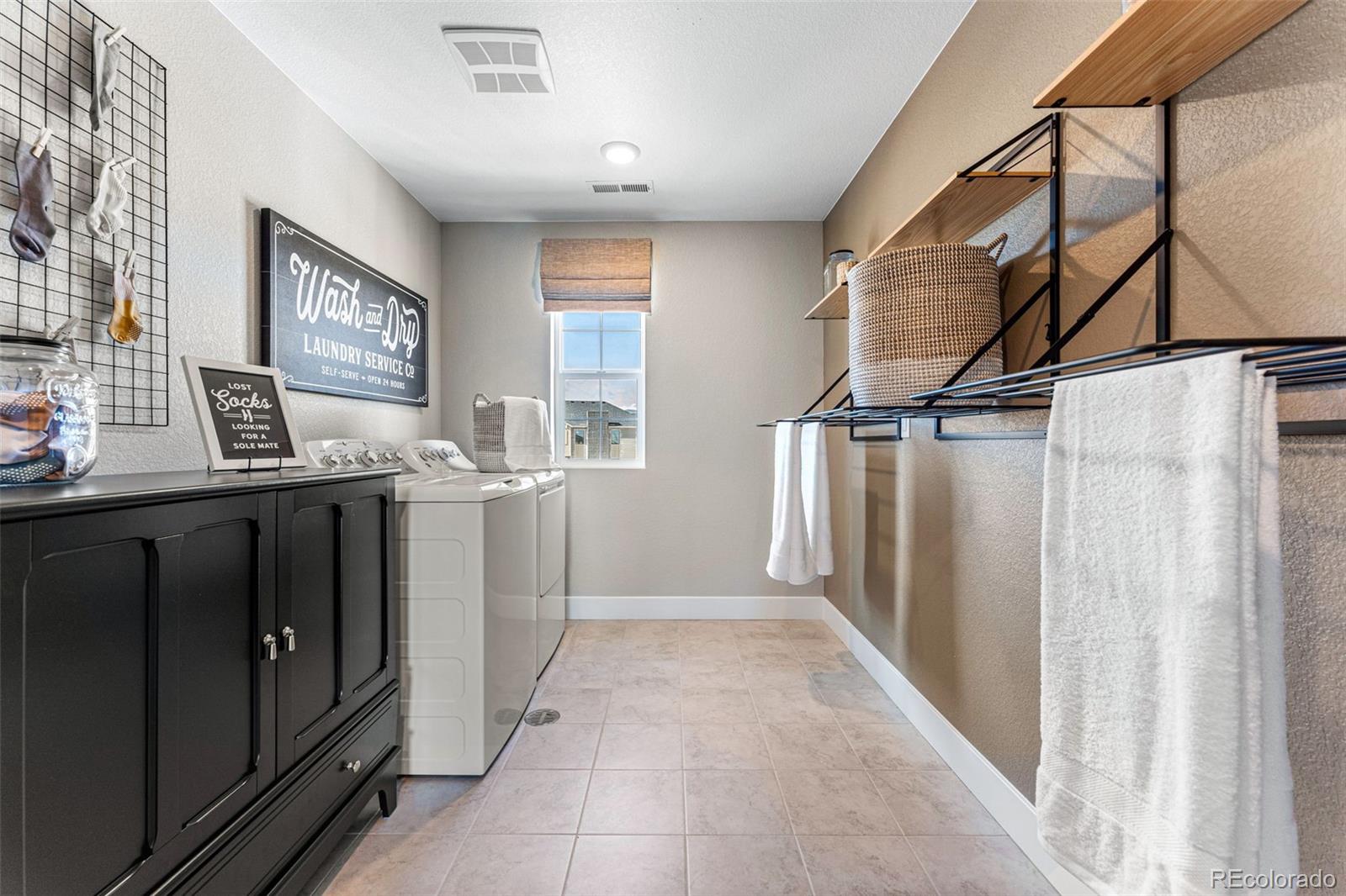 MLS Image #31 for 24191 e 32nd place,aurora, Colorado