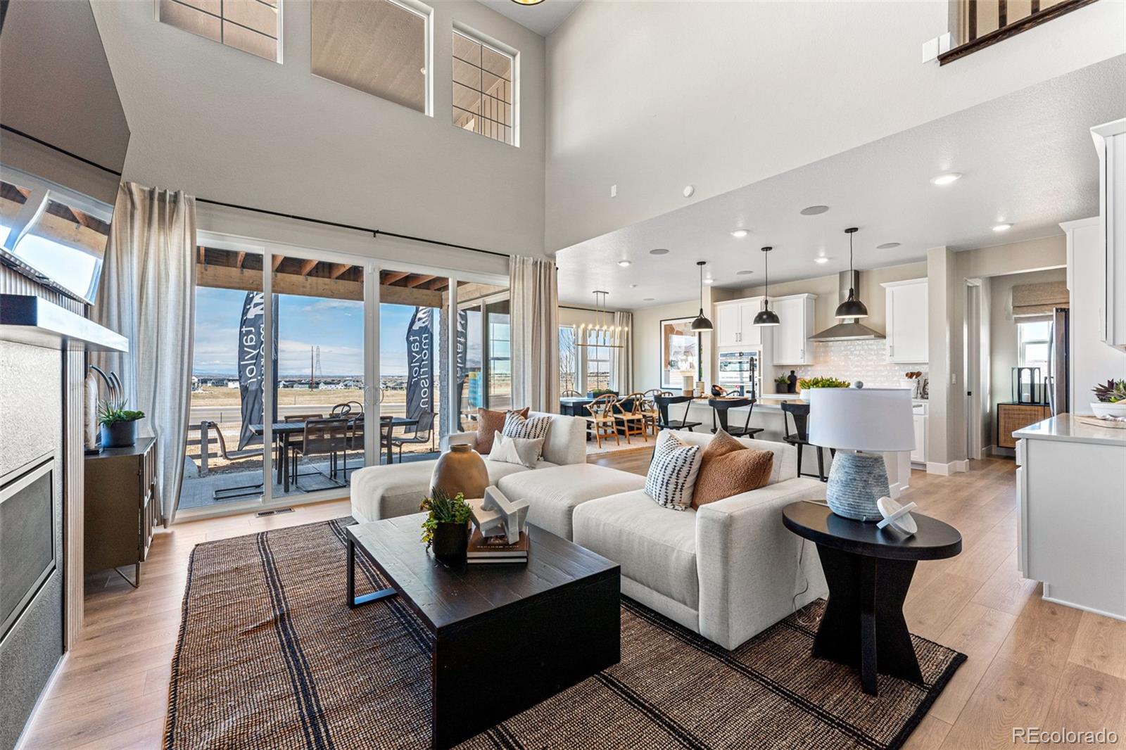 MLS Image #6 for 24191 e 32nd place,aurora, Colorado