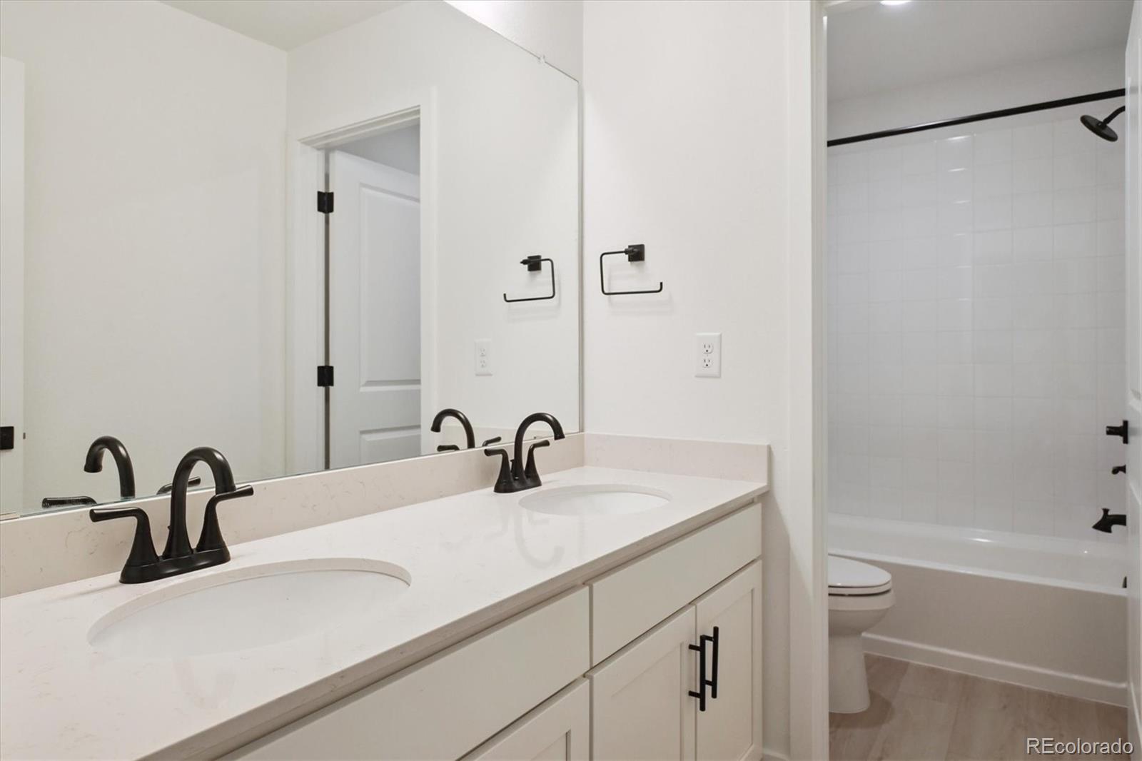 MLS Image #15 for 8316  snake river street,littleton, Colorado