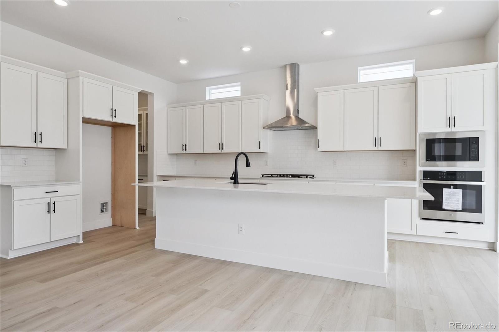 MLS Image #7 for 8316  snake river street,littleton, Colorado
