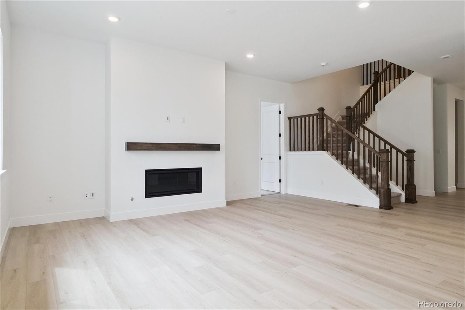 MLS Image #8 for 8316  snake river street,littleton, Colorado
