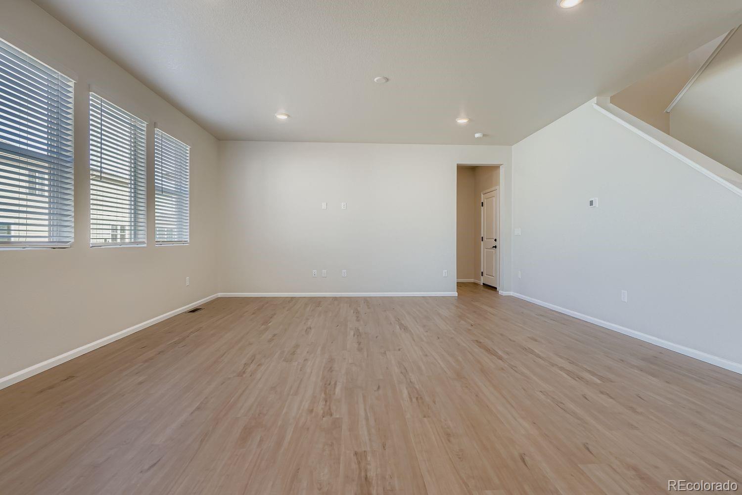 MLS Image #7 for 4103  grand lake street,brighton, Colorado