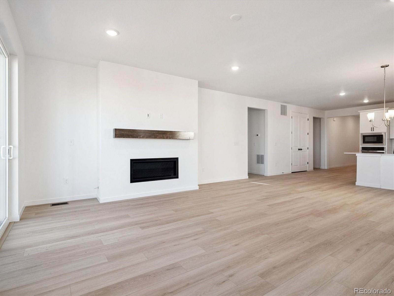 MLS Image #4 for 25161 e evans drive,aurora, Colorado