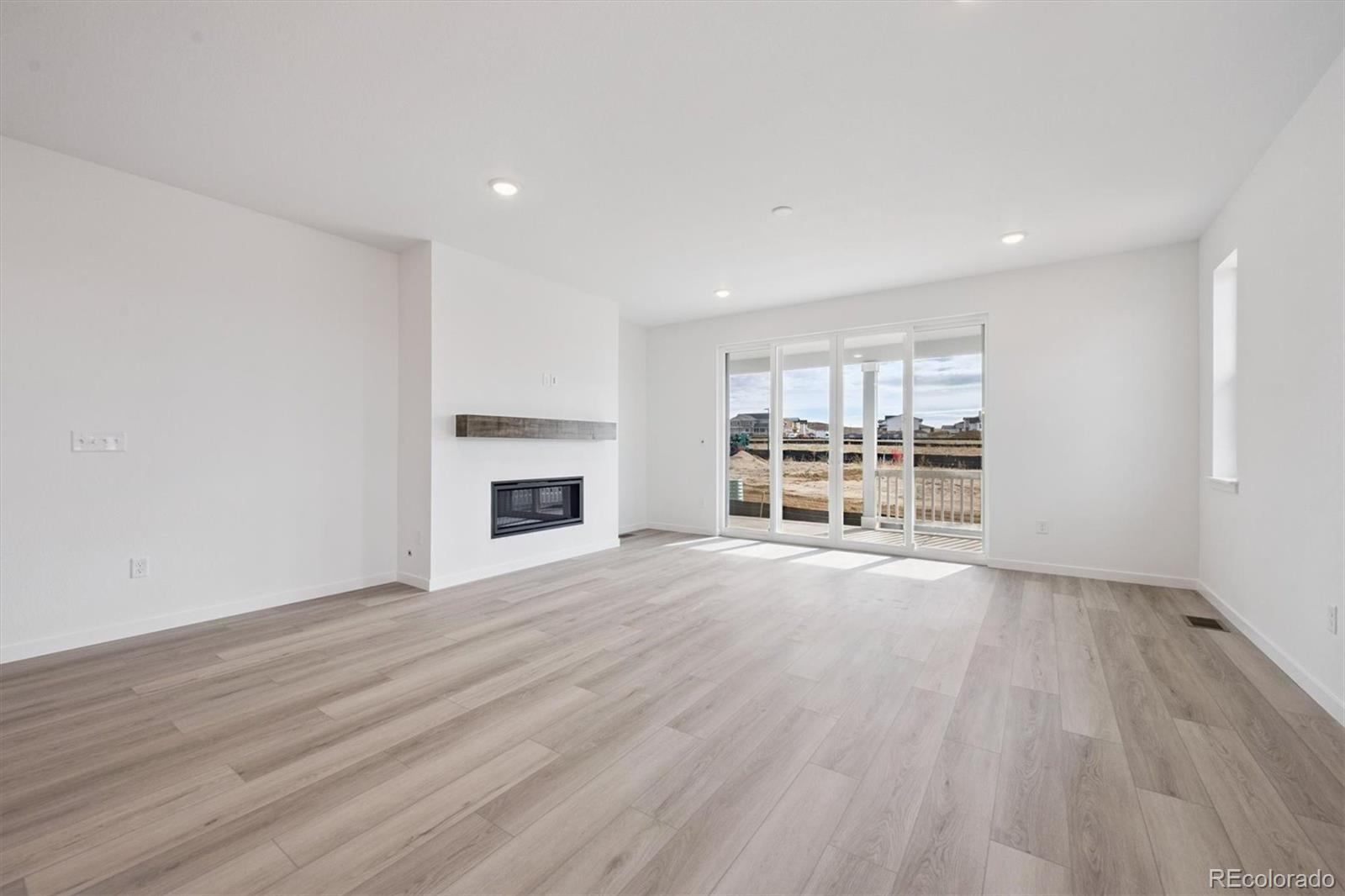 MLS Image #11 for 25000 e pacific avenue,aurora, Colorado