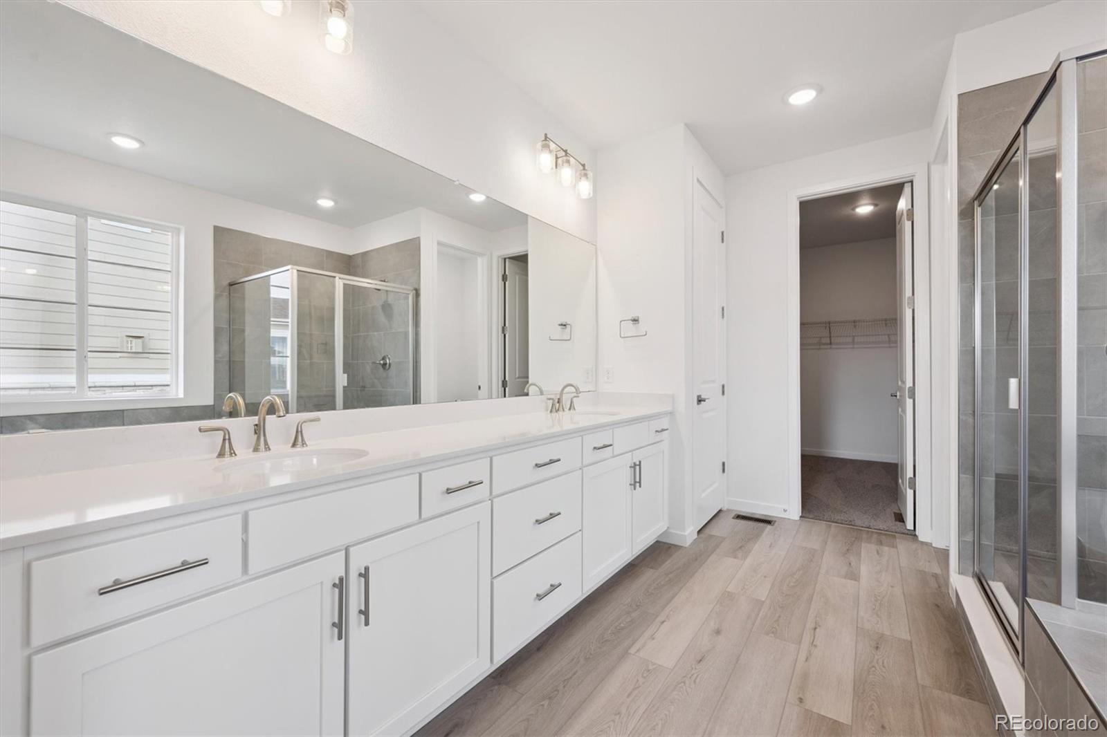 MLS Image #15 for 25000 e pacific avenue,aurora, Colorado
