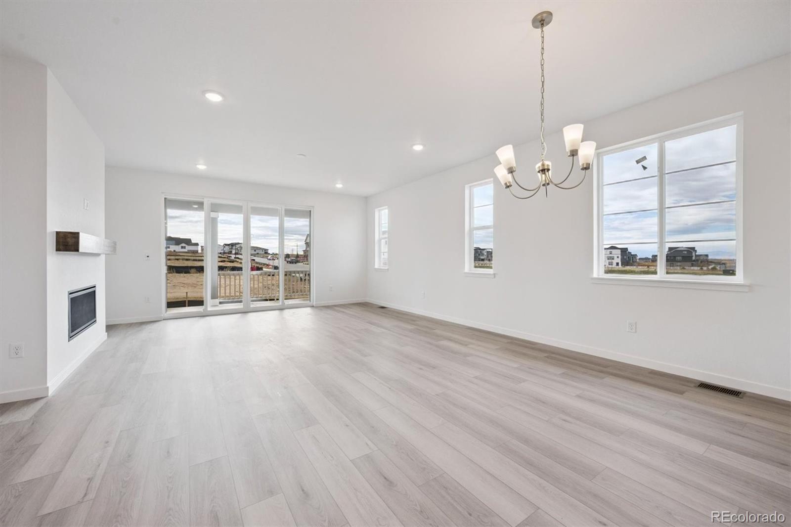 MLS Image #9 for 25000 e pacific avenue,aurora, Colorado
