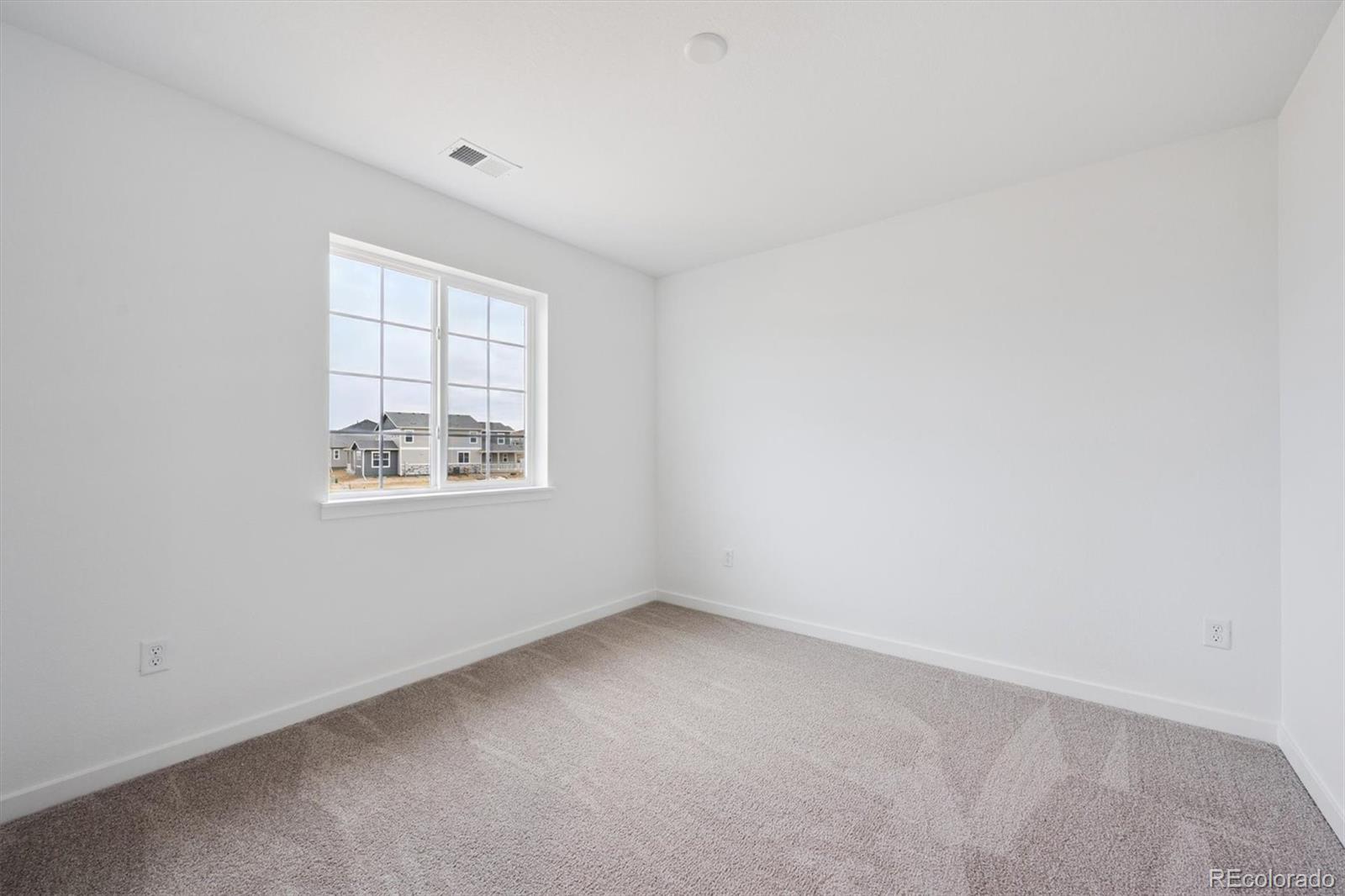 MLS Image #18 for 25020 e pacific avenue,aurora, Colorado