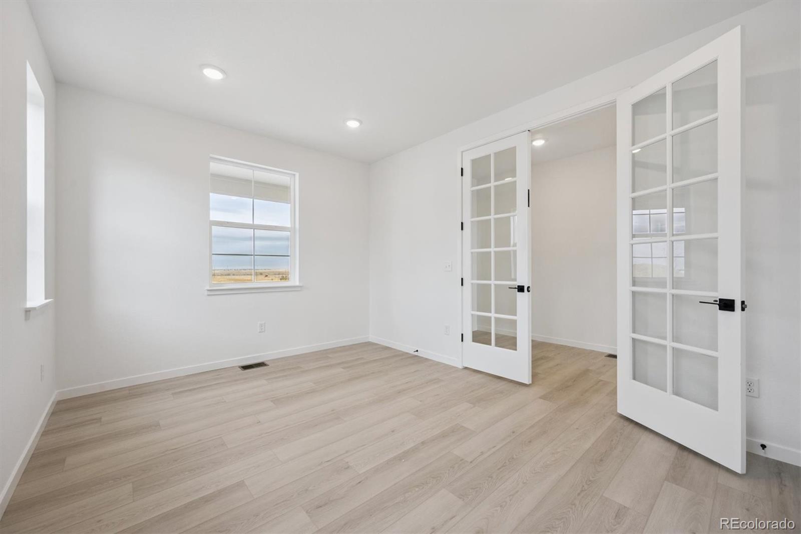MLS Image #3 for 25020 e pacific avenue,aurora, Colorado