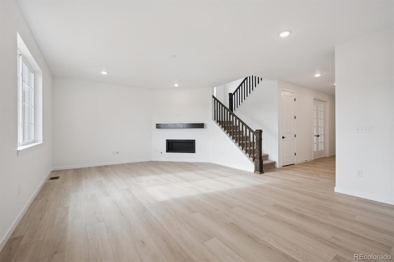 MLS Image #6 for 25020 e pacific avenue,aurora, Colorado