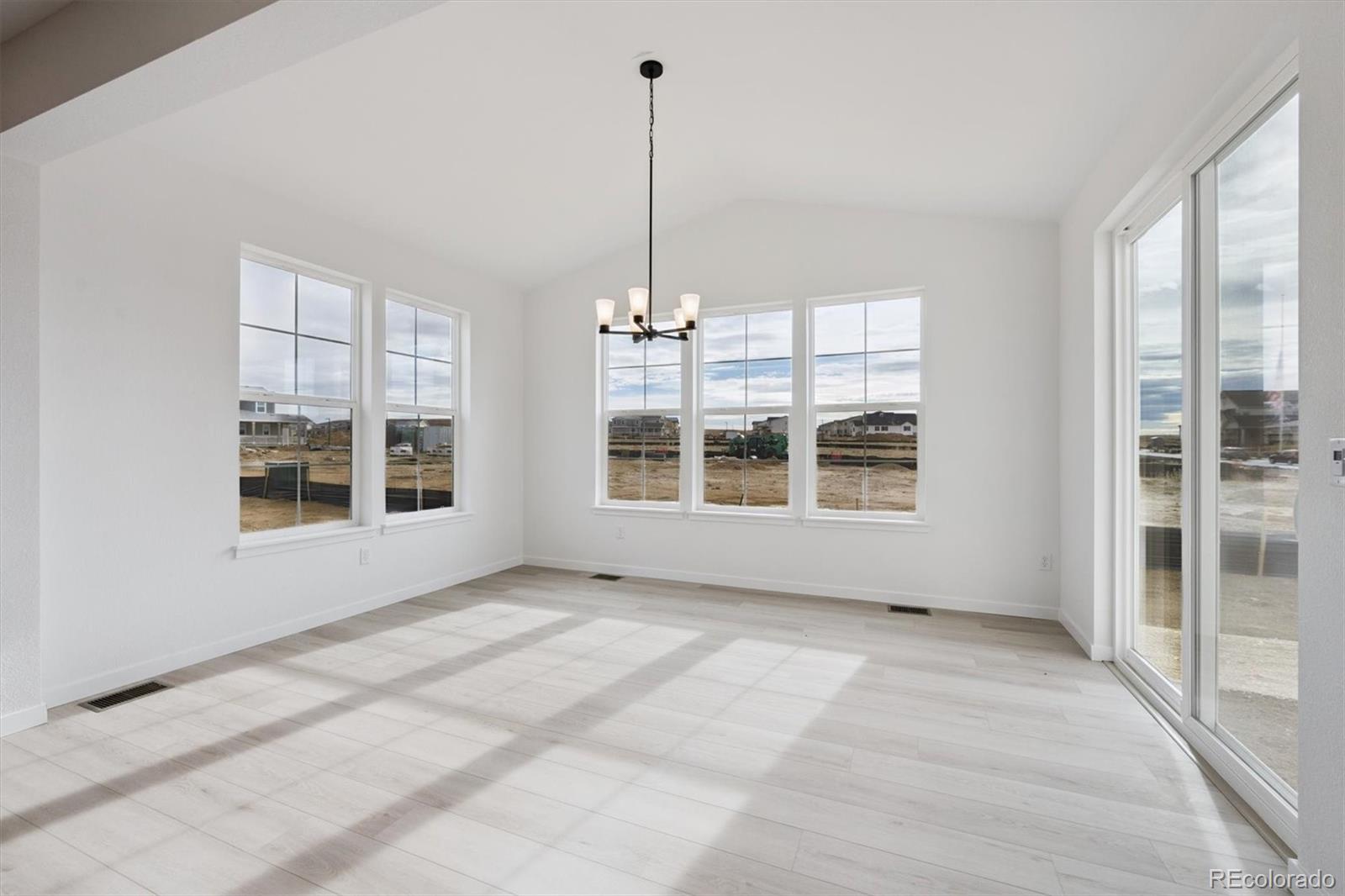 MLS Image #8 for 25020 e pacific avenue,aurora, Colorado