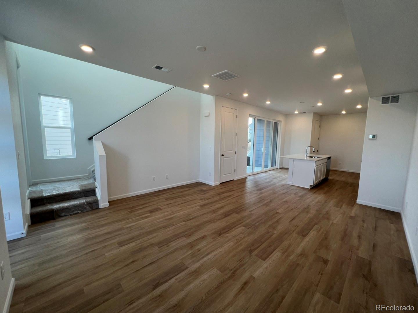 MLS Image #1 for 6659 n netherland street,aurora, Colorado