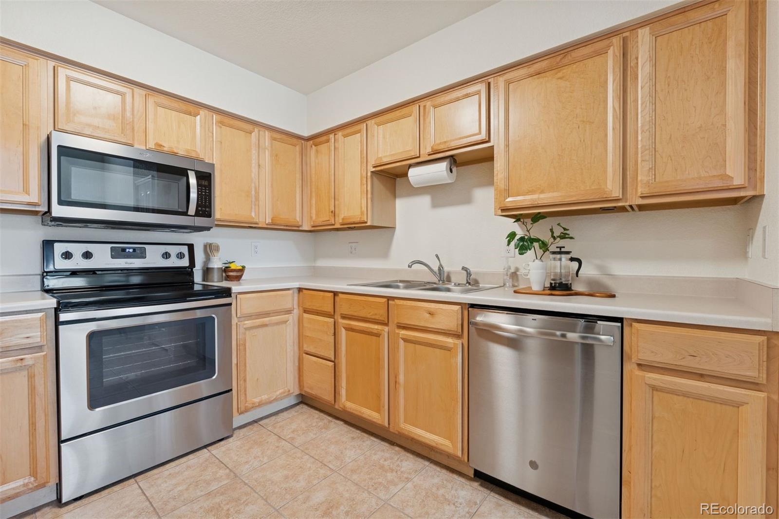 MLS Image #8 for 805  summer hawk drive,longmont, Colorado