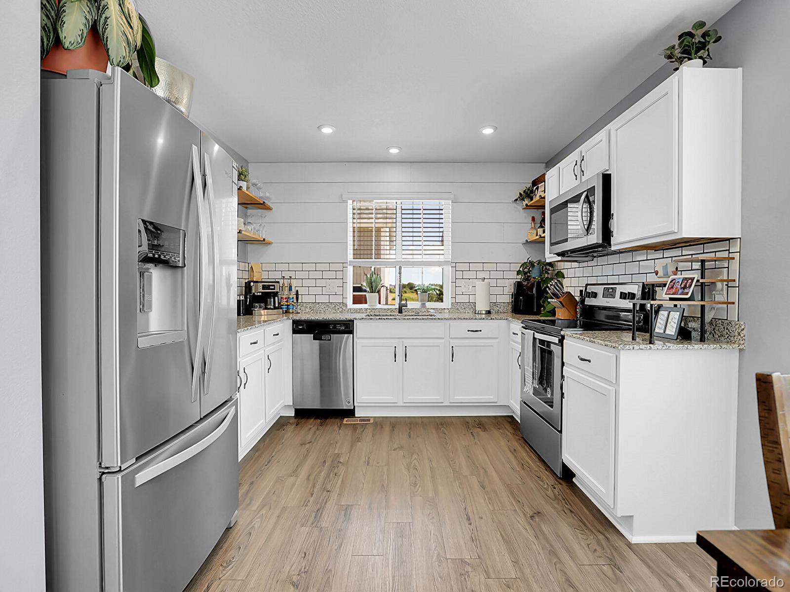 MLS Image #10 for 17869 e 54th avenue,denver, Colorado