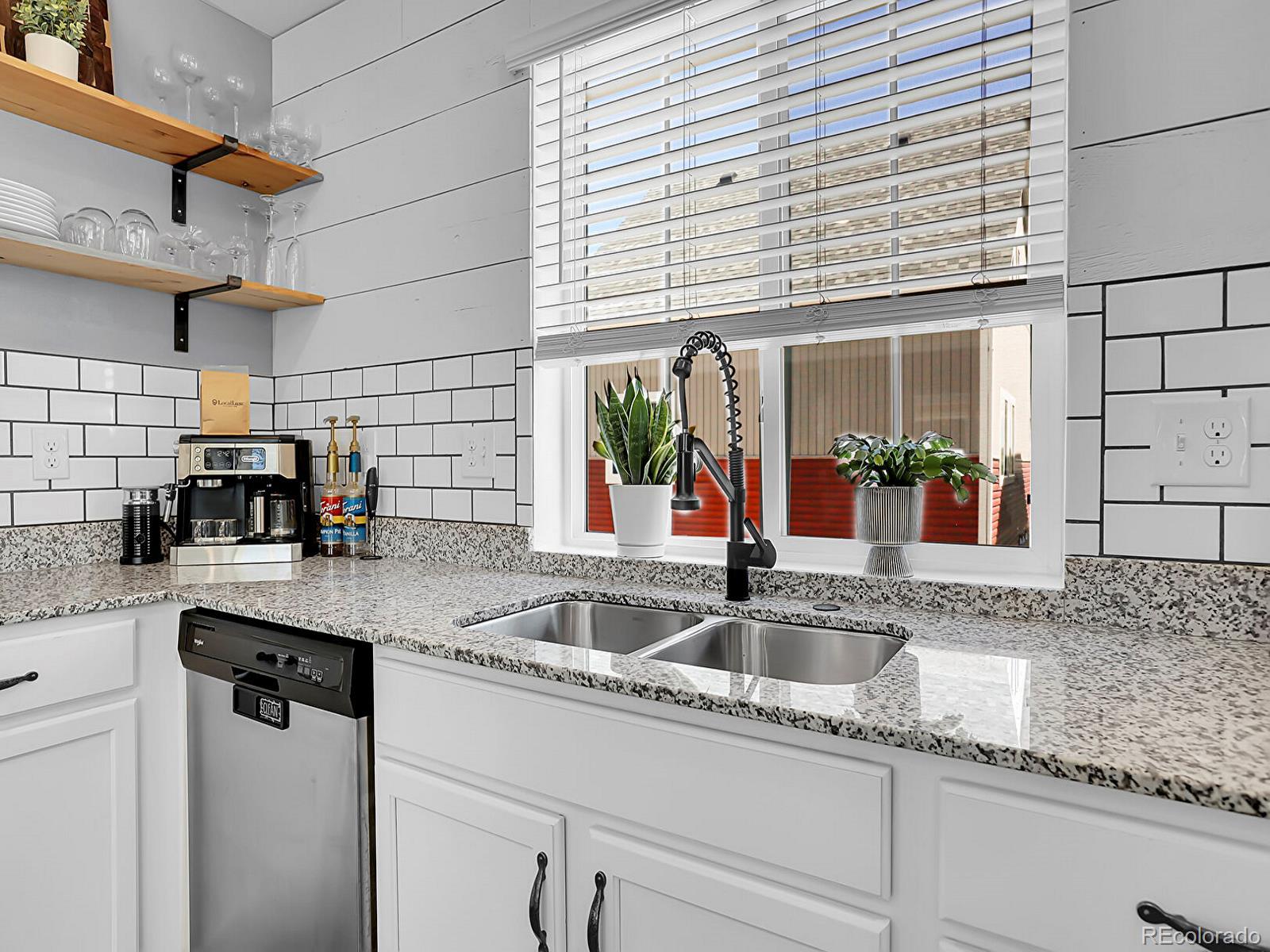 MLS Image #12 for 17869 e 54th avenue,denver, Colorado