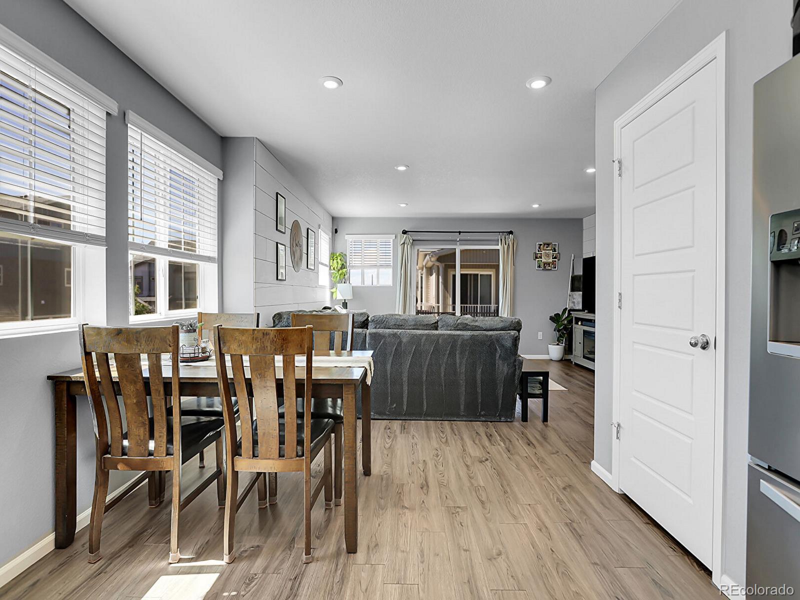 MLS Image #13 for 17869 e 54th avenue,denver, Colorado
