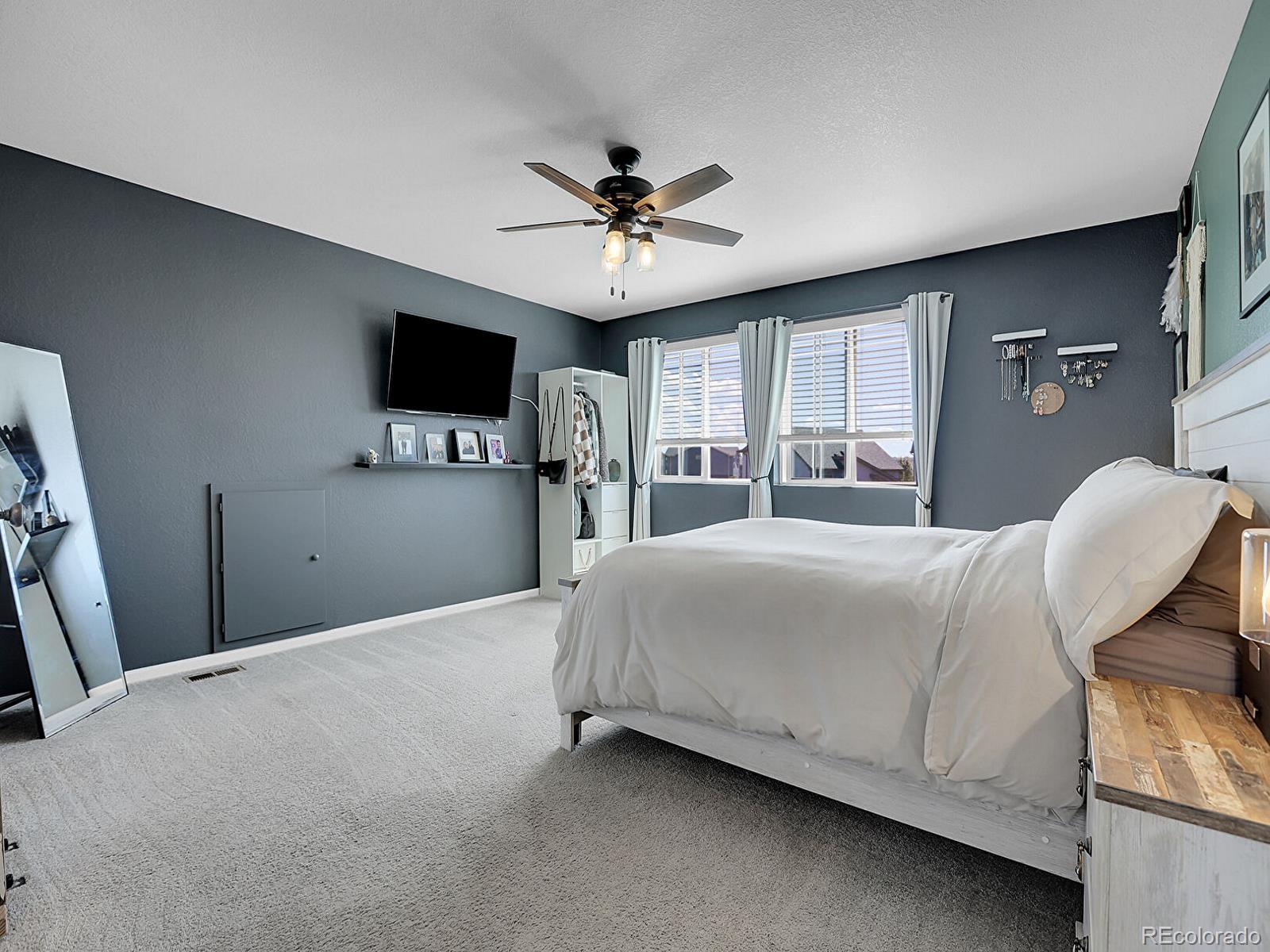 MLS Image #17 for 17869 e 54th avenue,denver, Colorado
